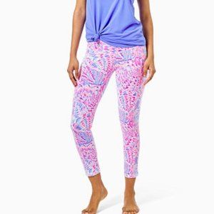 Lilly Pulitizer 24" Midi Legging Raz Berry Sea You Soon NWT Small